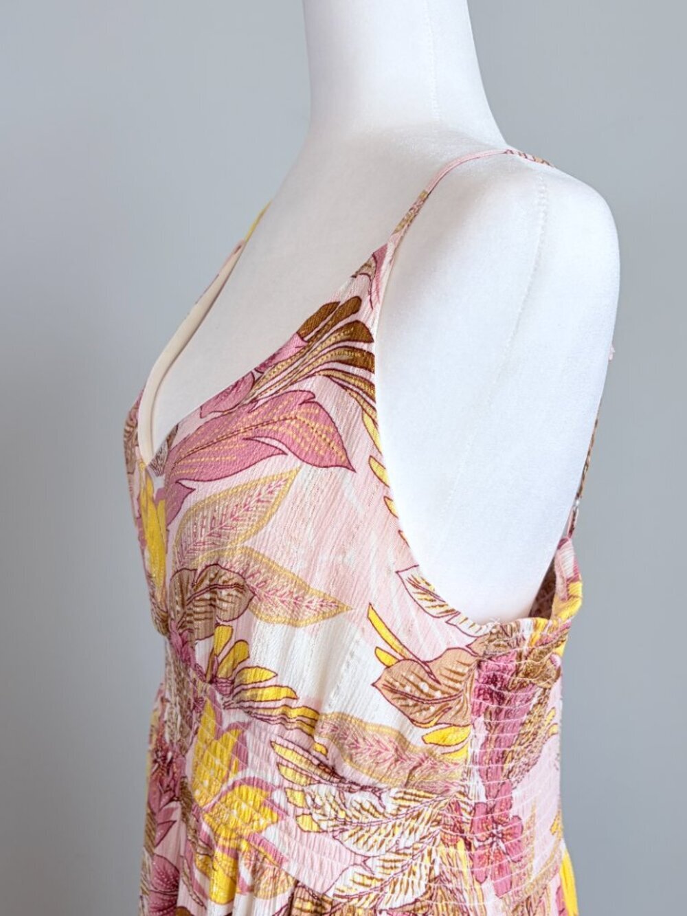 Tiered Maxi Dress Summer Flowy Costal Chic Gold Stitching Pink Yellow Size XXL - Picture 3 of 13